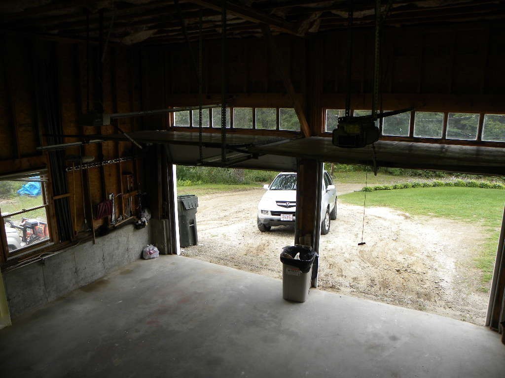 109 A F Putnam Road Charlton, MA 01507 - Photo 6 of 30 Gallery Image 6