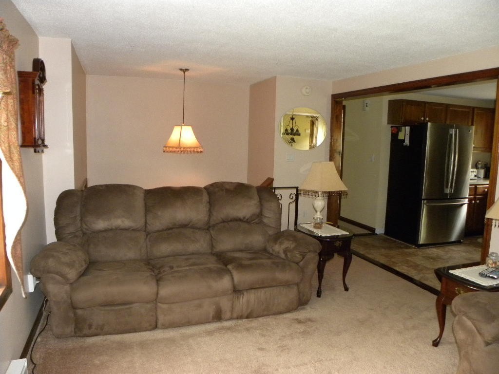 109 A F Putnam Road Charlton, MA 01507 - Photo 7 of 30 Gallery Image 7