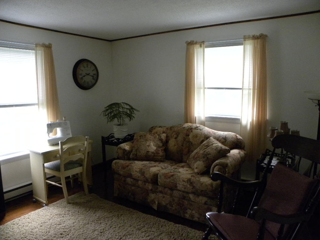 109 A F Putnam Road Charlton, MA 01507 - Photo 10 of 30 Gallery Image 10