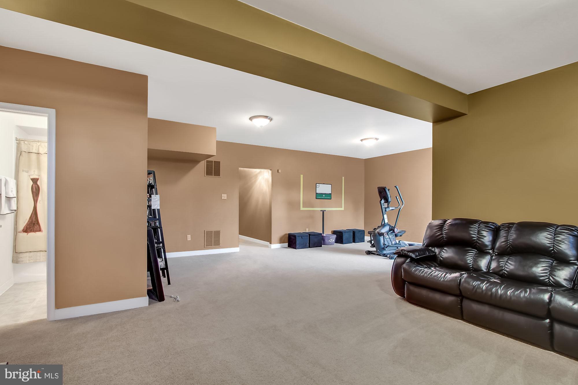 7525 Pinewild Road Seven Valleys, PA 17360 - Photo 33 of 42 Gallery Image 33
