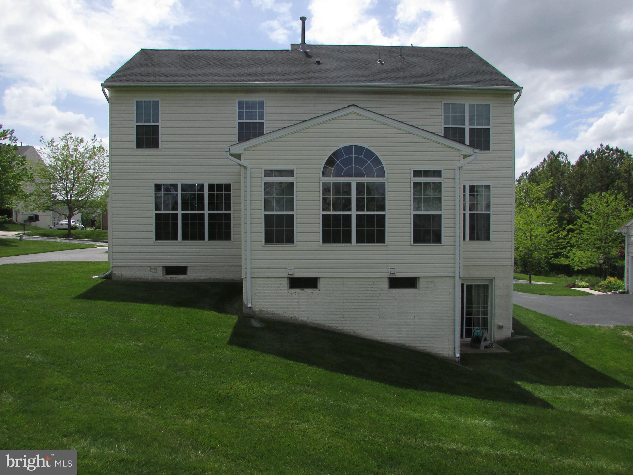 7525 Pinewild Road Seven Valleys, PA 17360 - Photo 35 of 42 Gallery Image 35