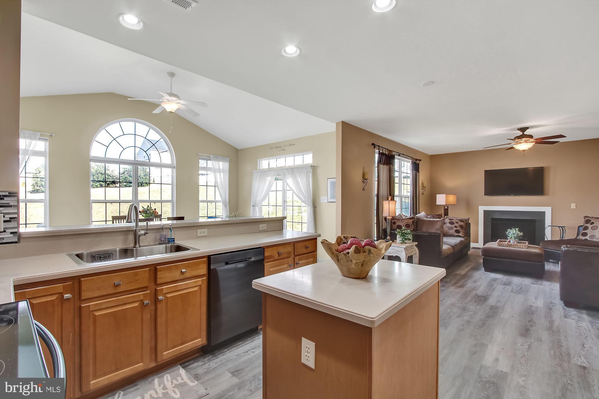 7525 Pinewild Road Seven Valleys, PA 17360 - Photo 8 of 42 Gallery Image 8