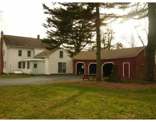 112 Hampden Road East Longmeadow, MA 01028 - Photo 9 of 11 Gallery Image 9