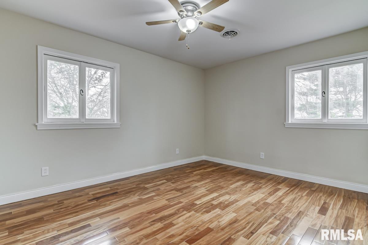 58 Horseshoe Drive Springfield, IL 62702 - Photo 22 of 33