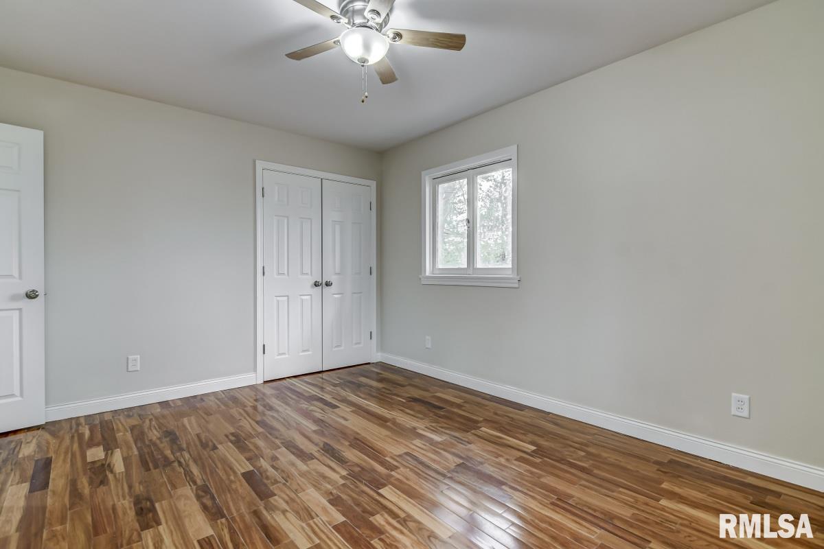 58 Horseshoe Drive Springfield, IL 62702 - Photo 23 of 33