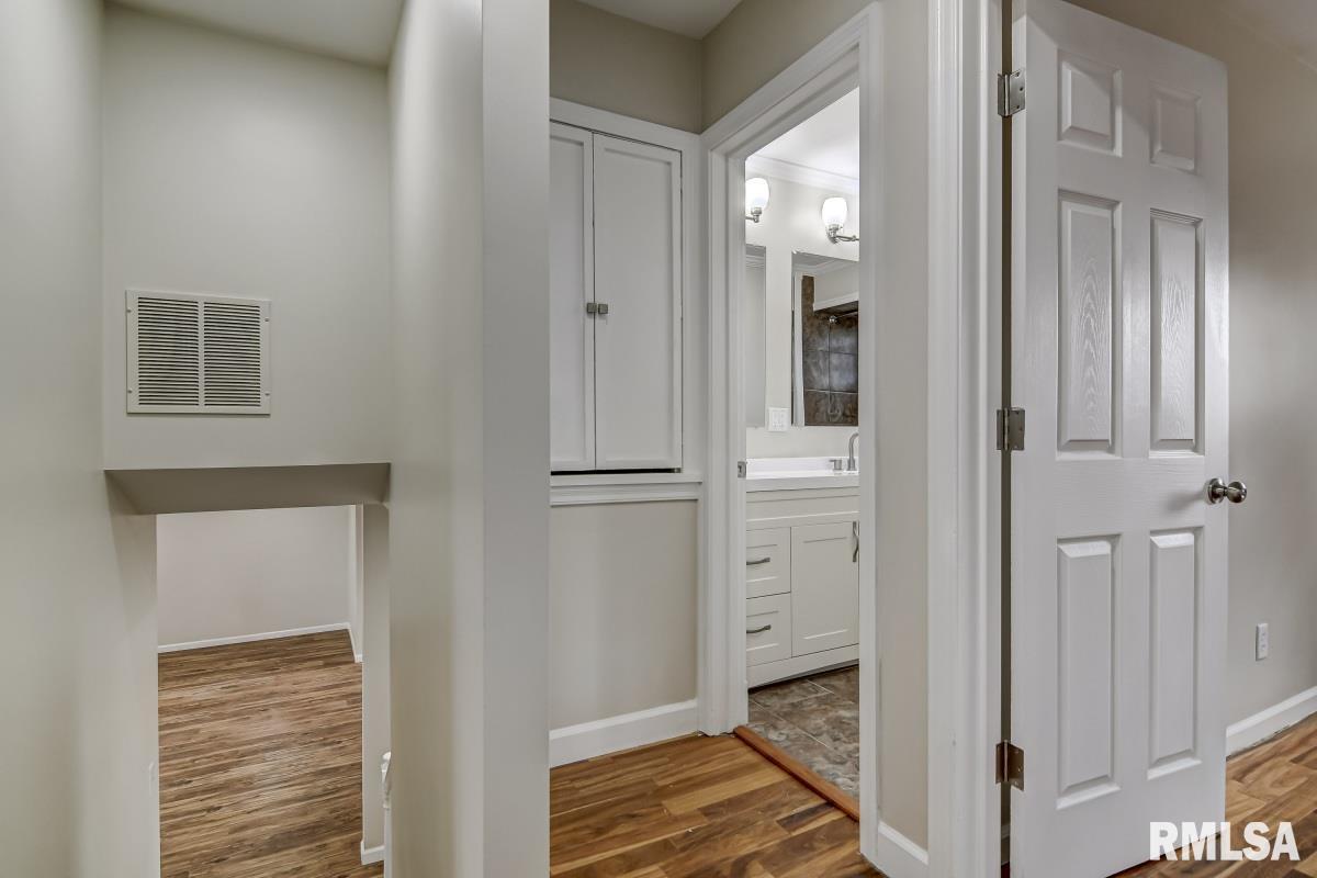 58 Horseshoe Drive Springfield, IL 62702 - Photo 24 of 33