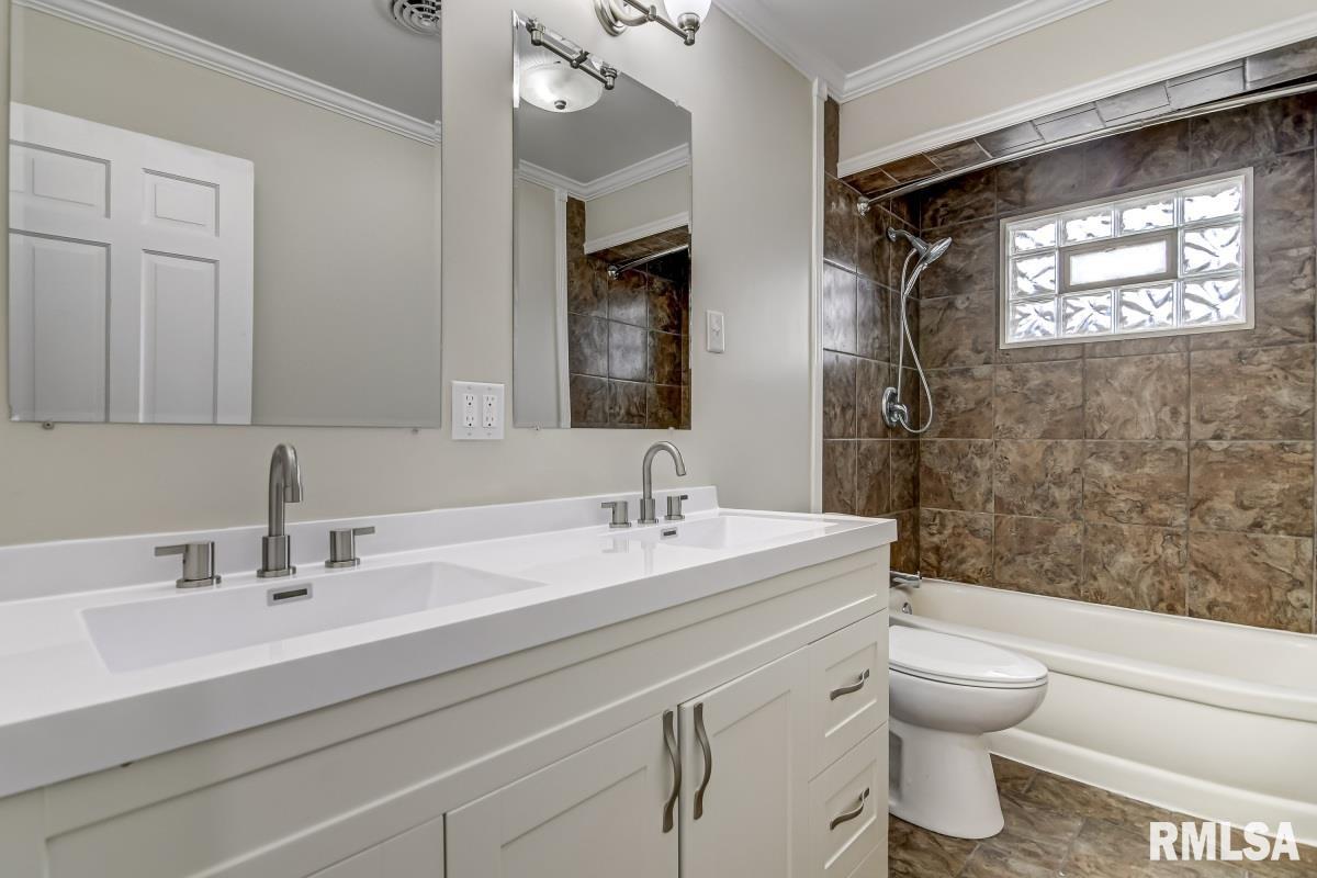 58 Horseshoe Drive Springfield, IL 62702 - Photo 27 of 33