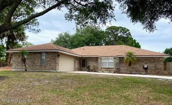 $349,900 | 380 Narragansett Street Northeast, Palm Bay, FL 32907