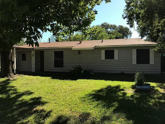 $1,800 | 10206 Buena Park Drive, Houston, TX 77089