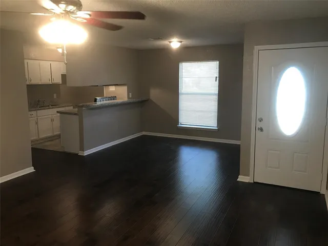 $1,800 | 10206 Buena Park Drive, Houston, TX 77089