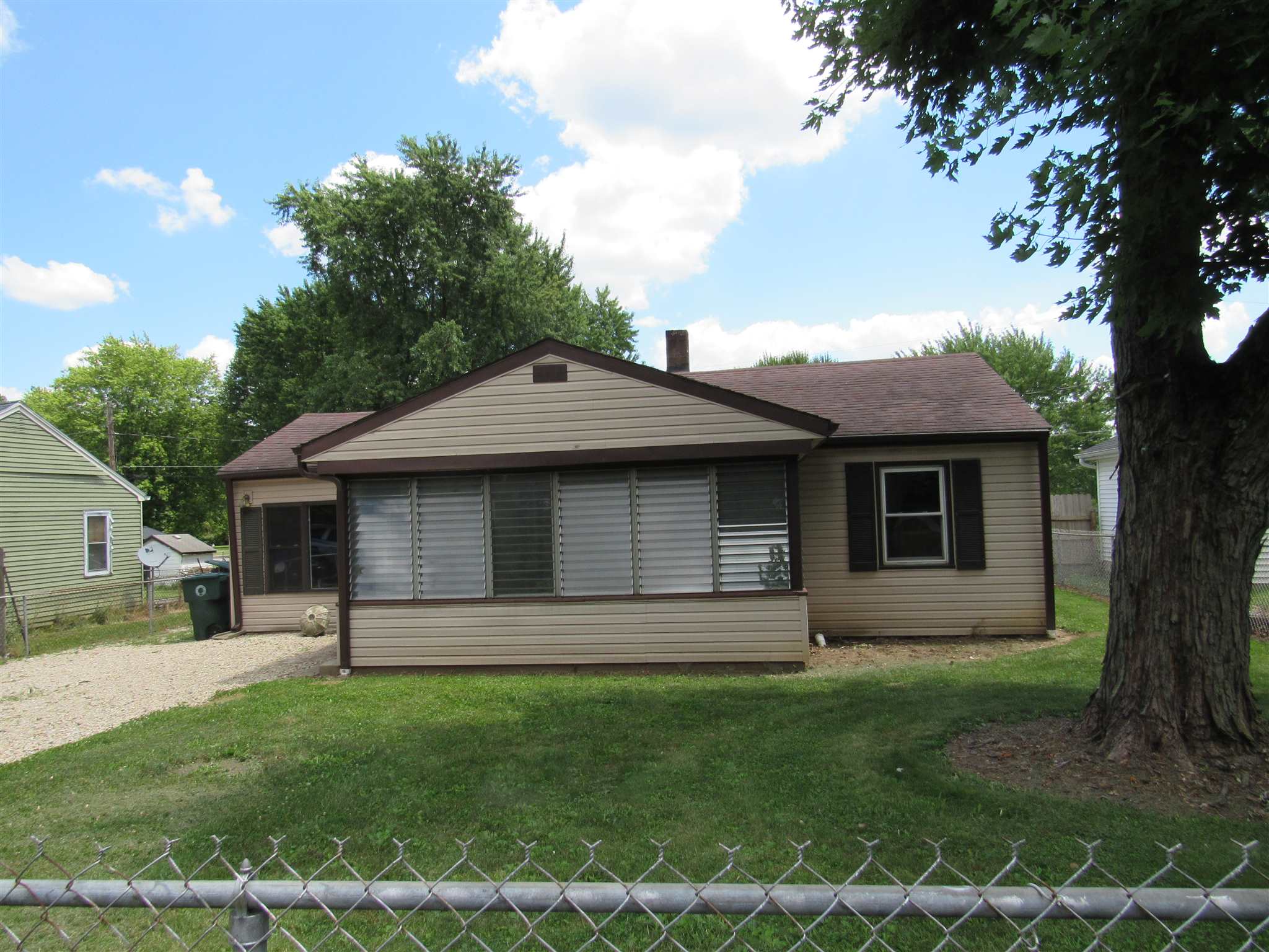 2108 North Shirey Road Muncie, IN 47303 - Photo 2 of 27 Gallery Image 2