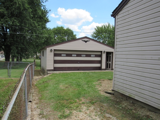 2108 North Shirey Road Muncie, IN 47303 - Photo 20 of 27 Gallery Image 20