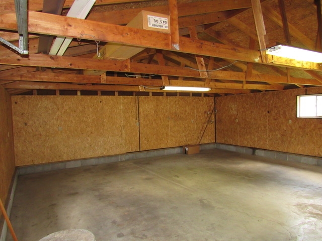 2108 North Shirey Road Muncie, IN 47303 - Photo 22 of 27 Gallery Image 22