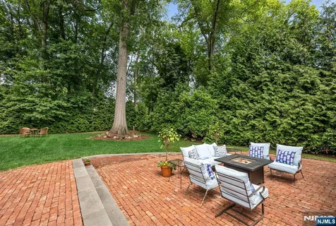$1,799,000 | 101 Ardmore Road, Ho-Ho-Kus, NJ 07423