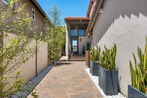 $3,449,000 | 27 Green Turtle Road, Coronado, CA 92118