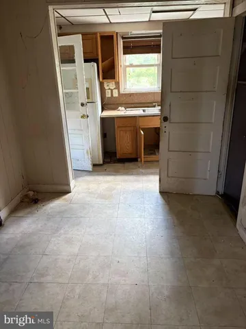 a view of a storage & utility room