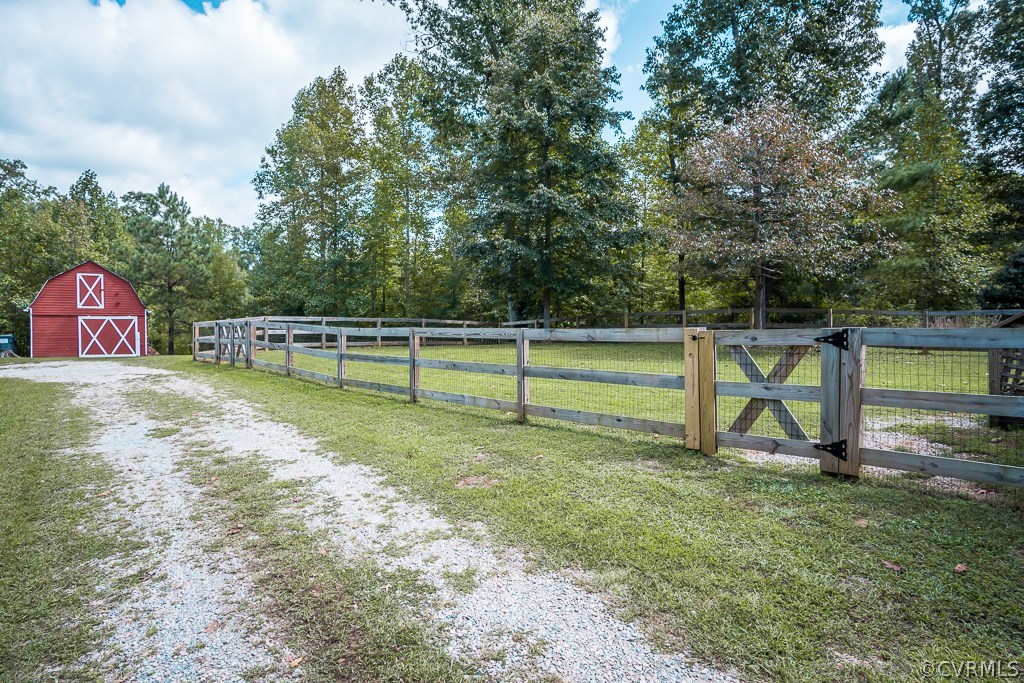 2521 Mountain View Road Powhatan, VA 23139 - Photo 25 of 29 Private driveway and barn. Home sits well of the r