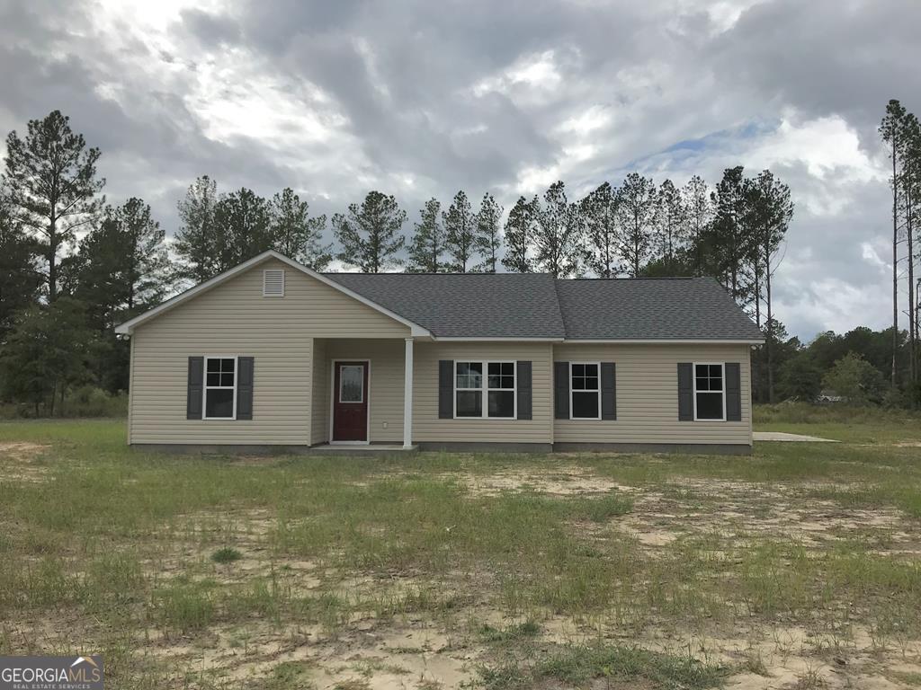 107 Aaron Lott Road Hazlehurst, GA 31539 - Photo 1 of 1 Main View