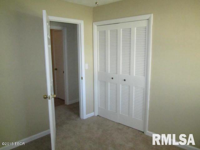 222 Liebengood Road Mount Vernon, IL 62864 - Photo 7 of 12