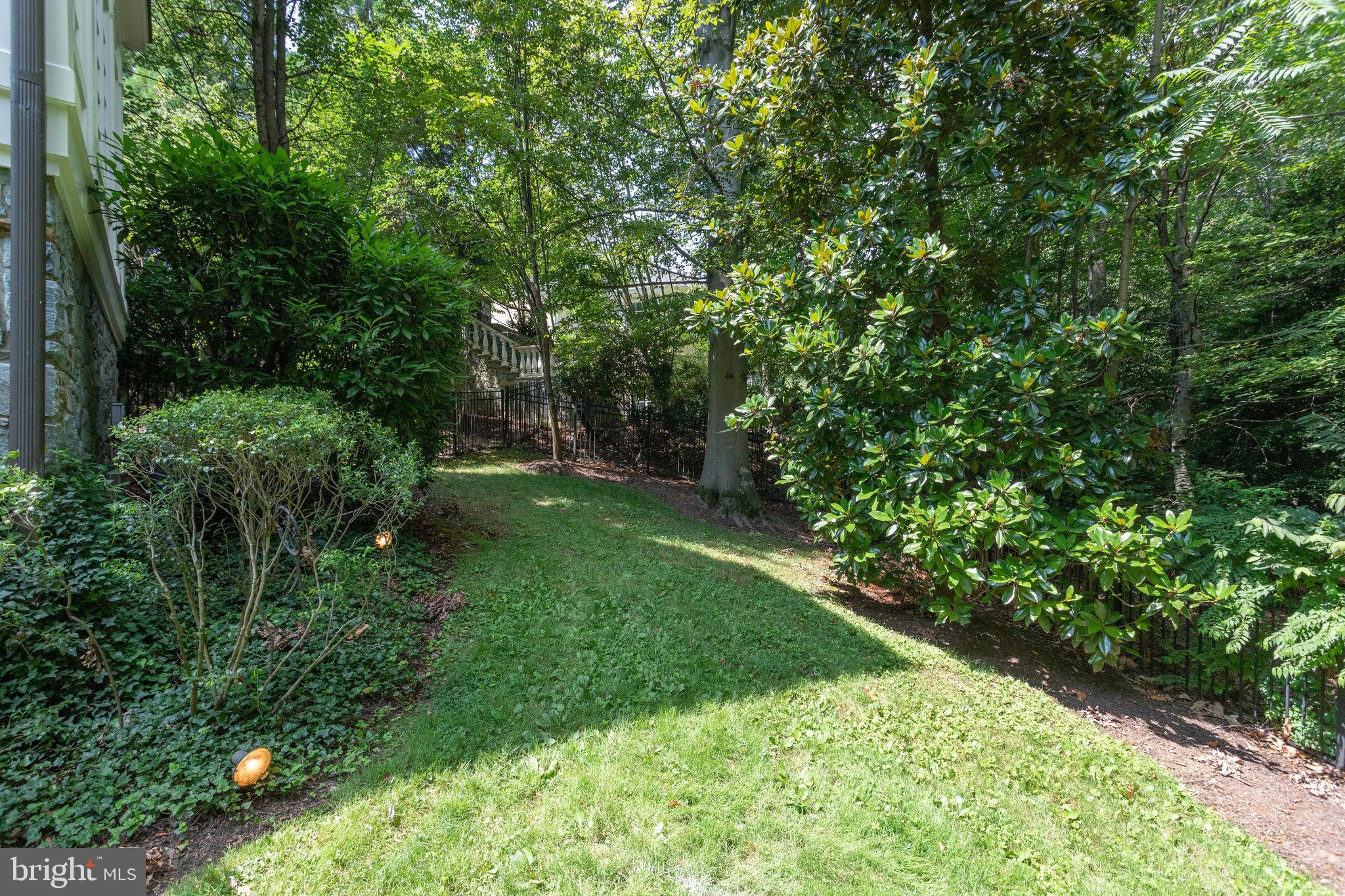 892 Alvermar Ridge Drive McLean, VA 22102 - Photo 122 of 133