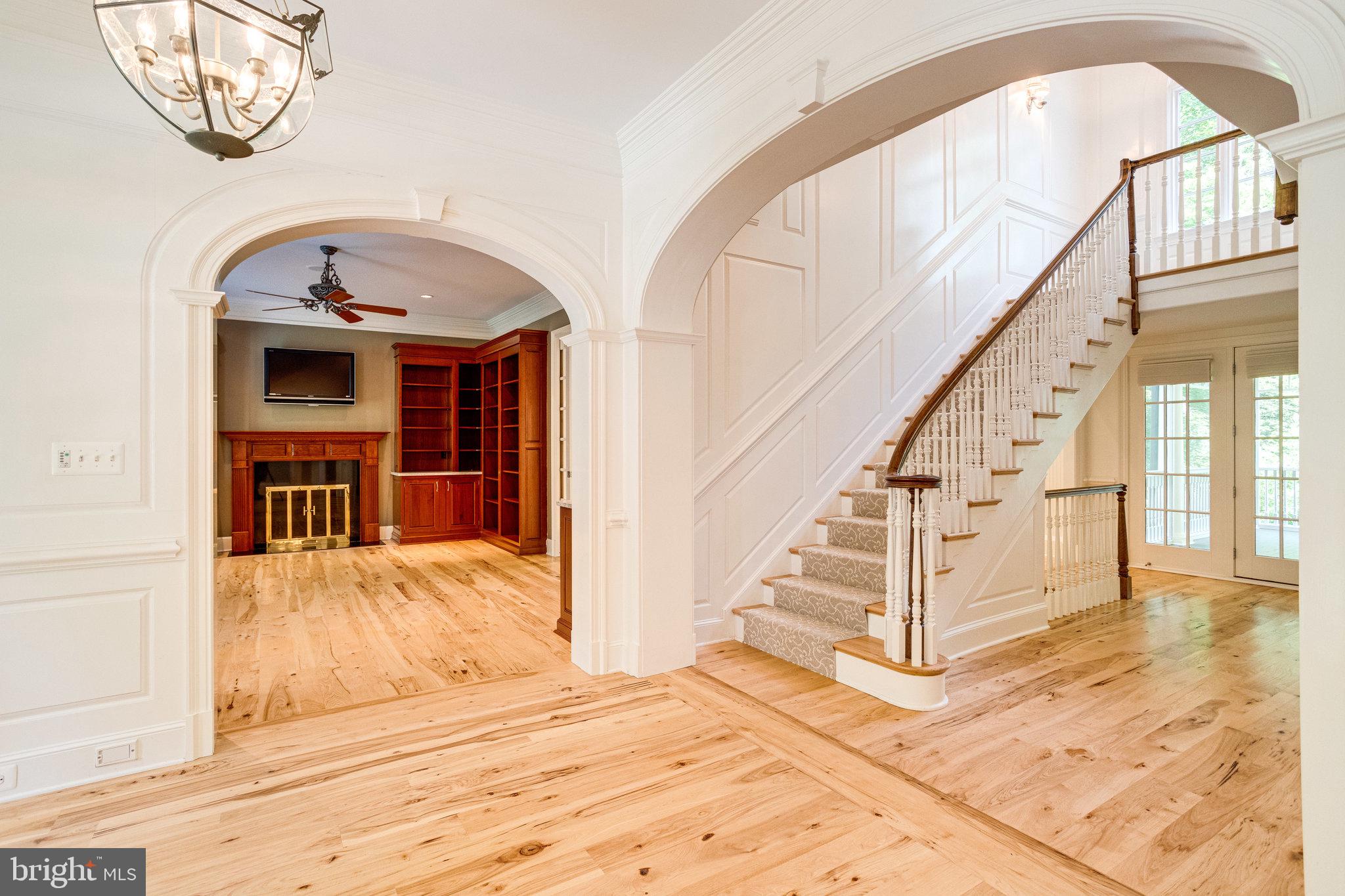 892 Alvermar Ridge Drive McLean, VA 22102 - Photo 14 of 133