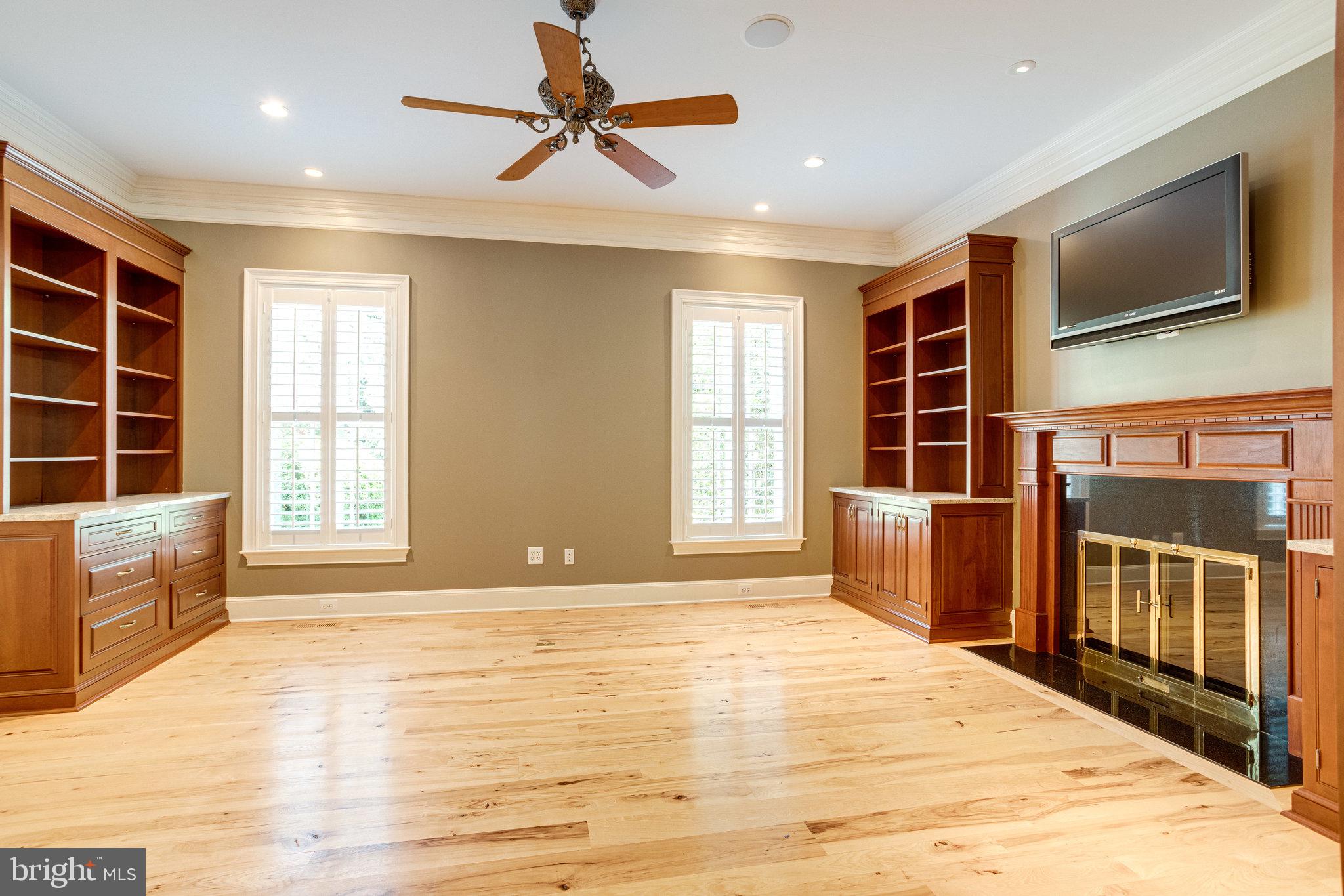 892 Alvermar Ridge Drive McLean, VA 22102 - Photo 18 of 133