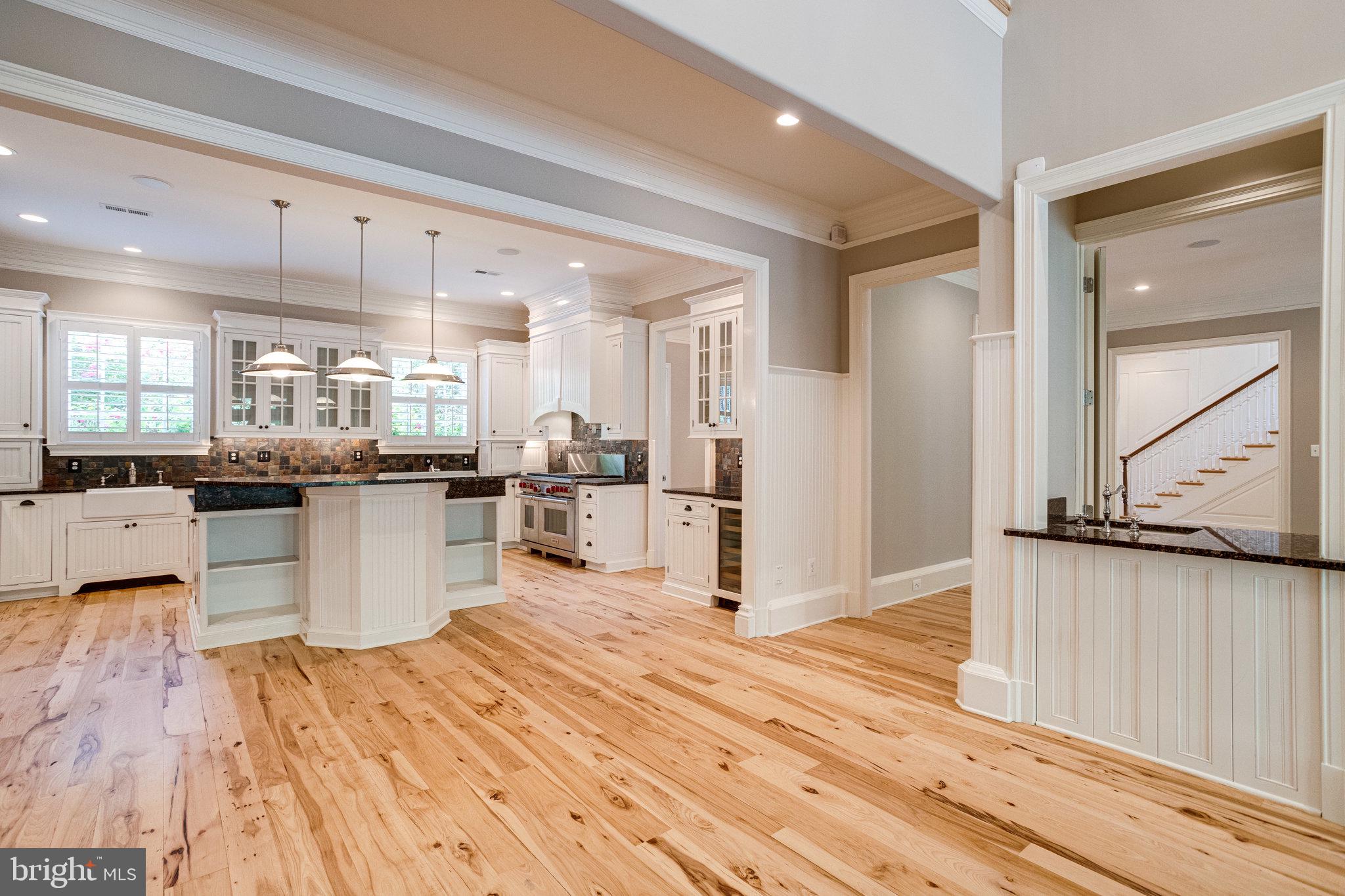 892 Alvermar Ridge Drive McLean, VA 22102 - Photo 34 of 133