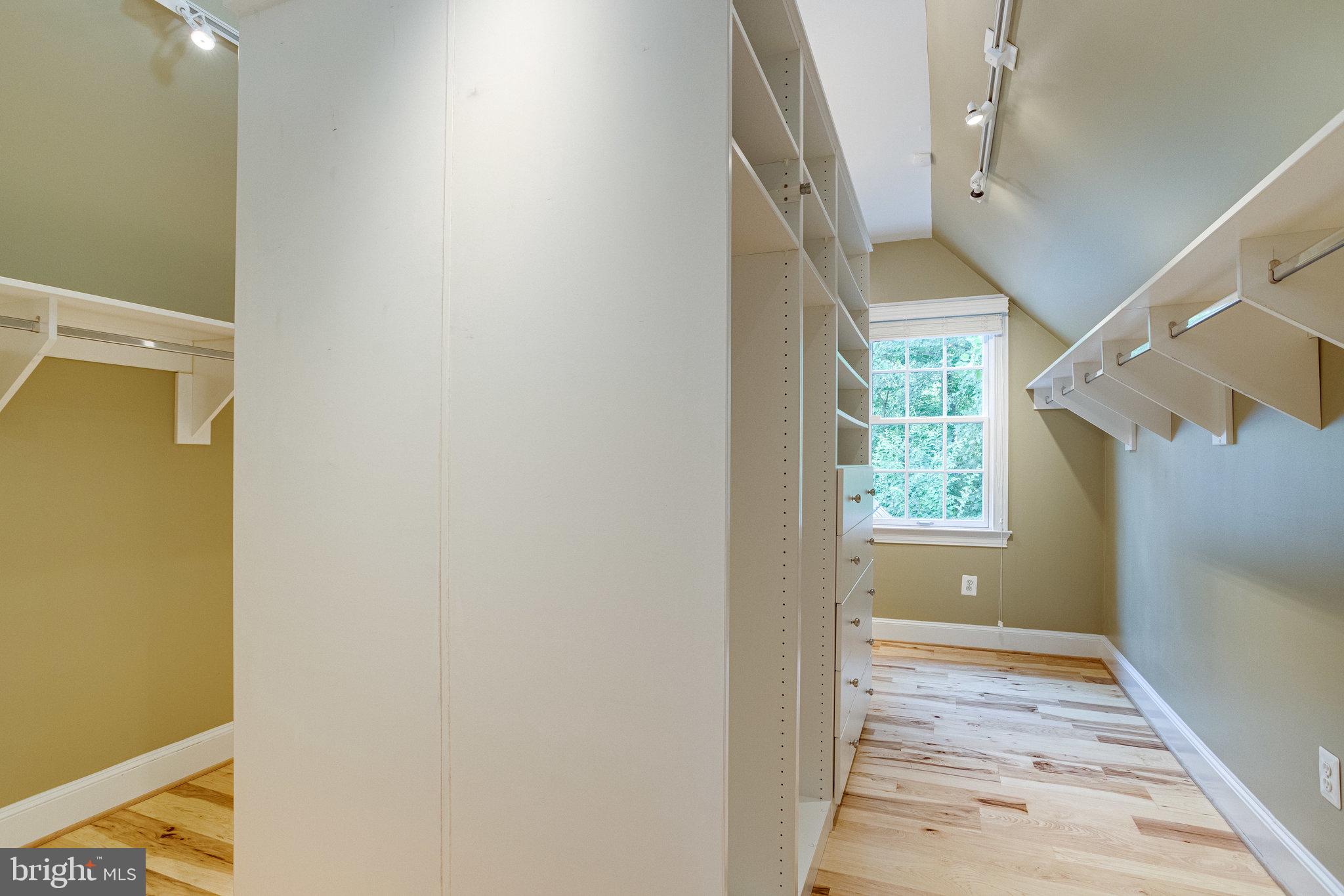 892 Alvermar Ridge Drive McLean, VA 22102 - Photo 75 of 133