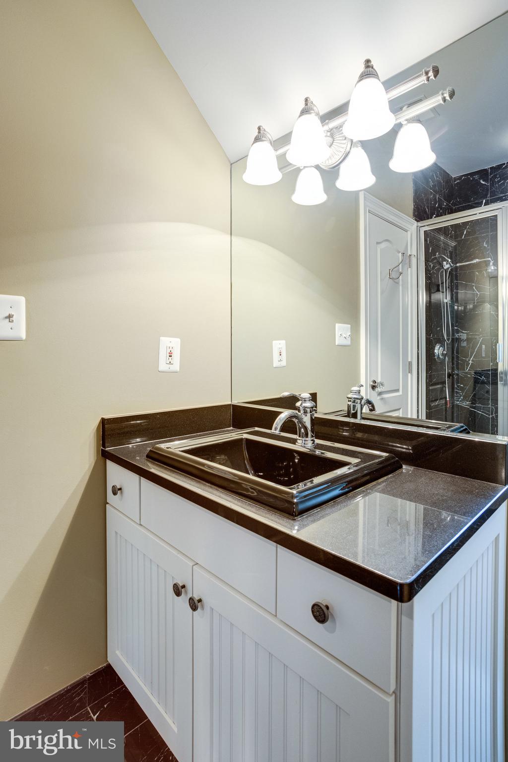 892 Alvermar Ridge Drive McLean, VA 22102 - Photo 80 of 133