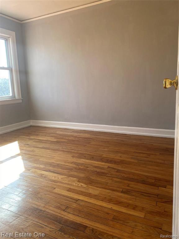 6258 Schaefer Road Dearborn, MI 48126 - Photo 10 of 17