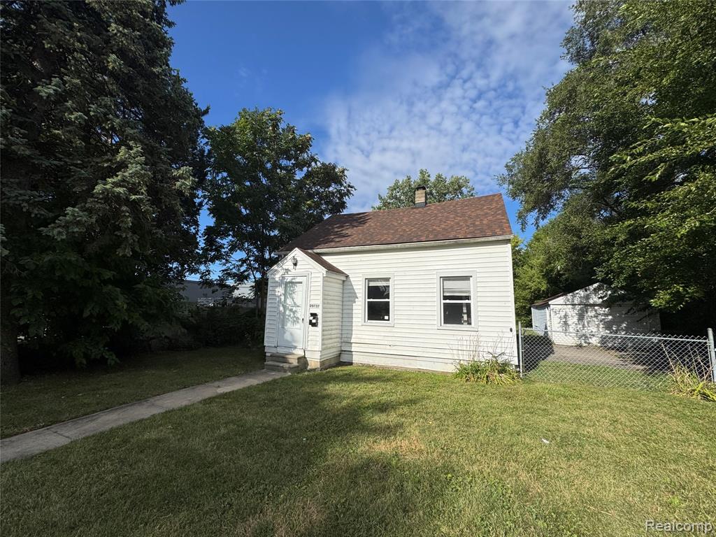 20737 Nummer Street Warren, MI 48089 - Photo 2 of 13