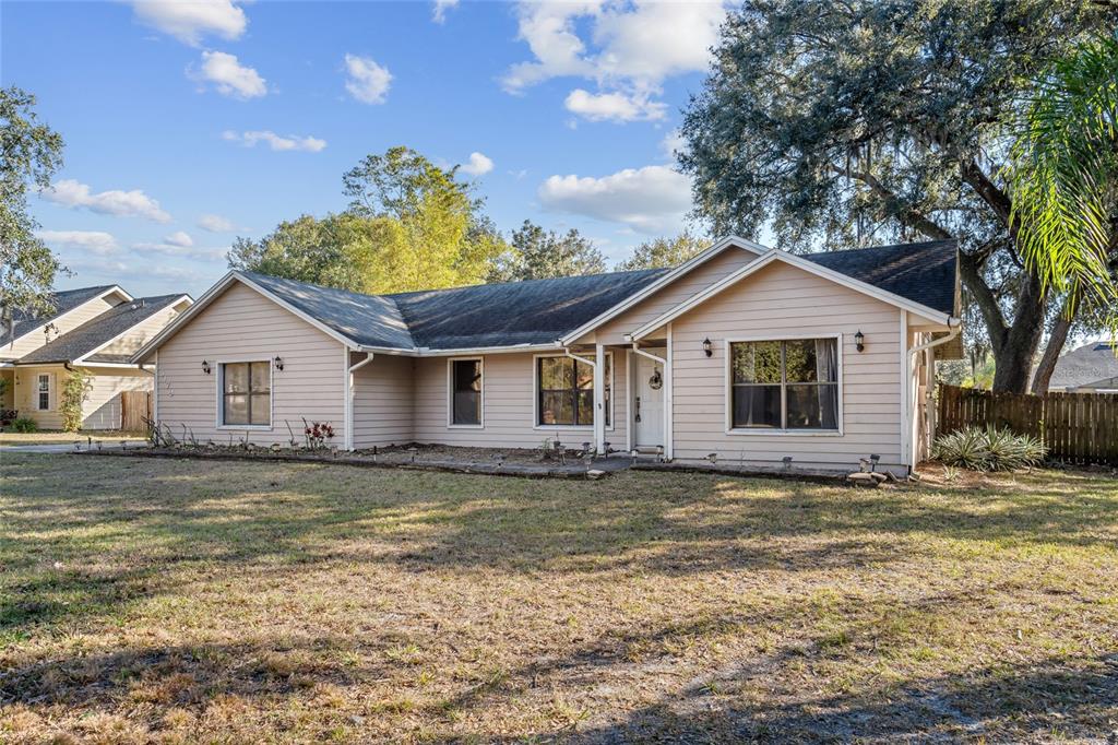 3179 Maple Run Kissimmee, FL 34744 - Photo 2 of 38