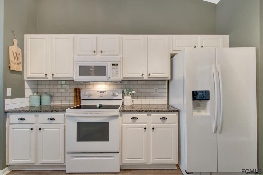 17 Ranshire Lane Palm Coast, FL 32164 - Photo 12 of 46 Gallery Image 12