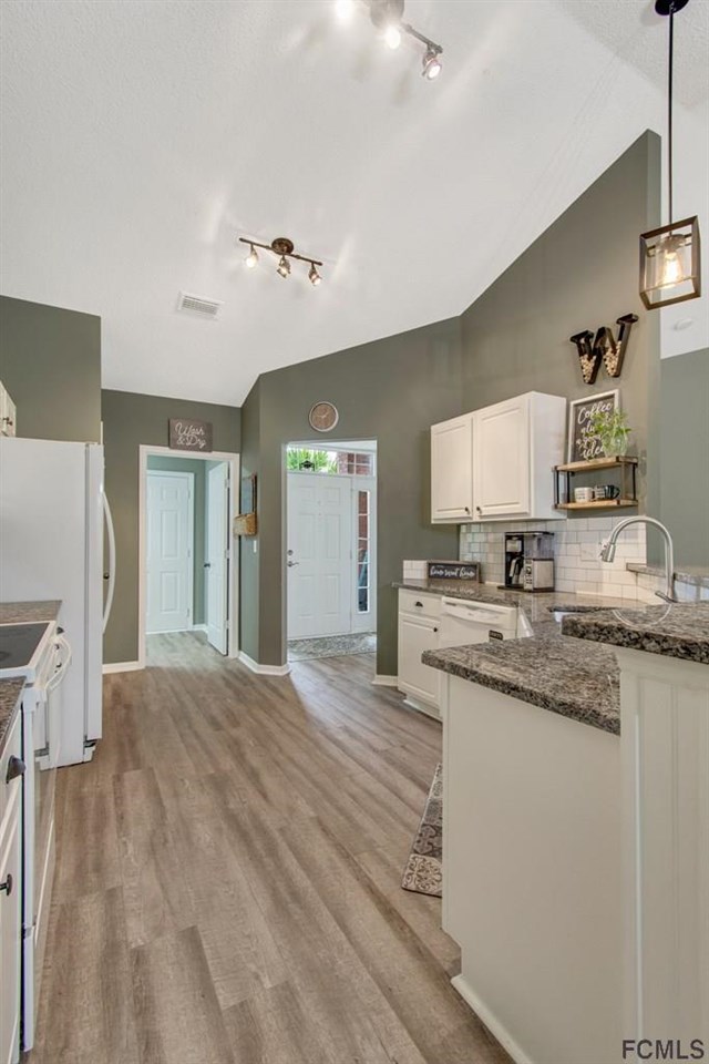 17 Ranshire Lane Palm Coast, FL 32164 - Photo 17 of 46 Gallery Image 17