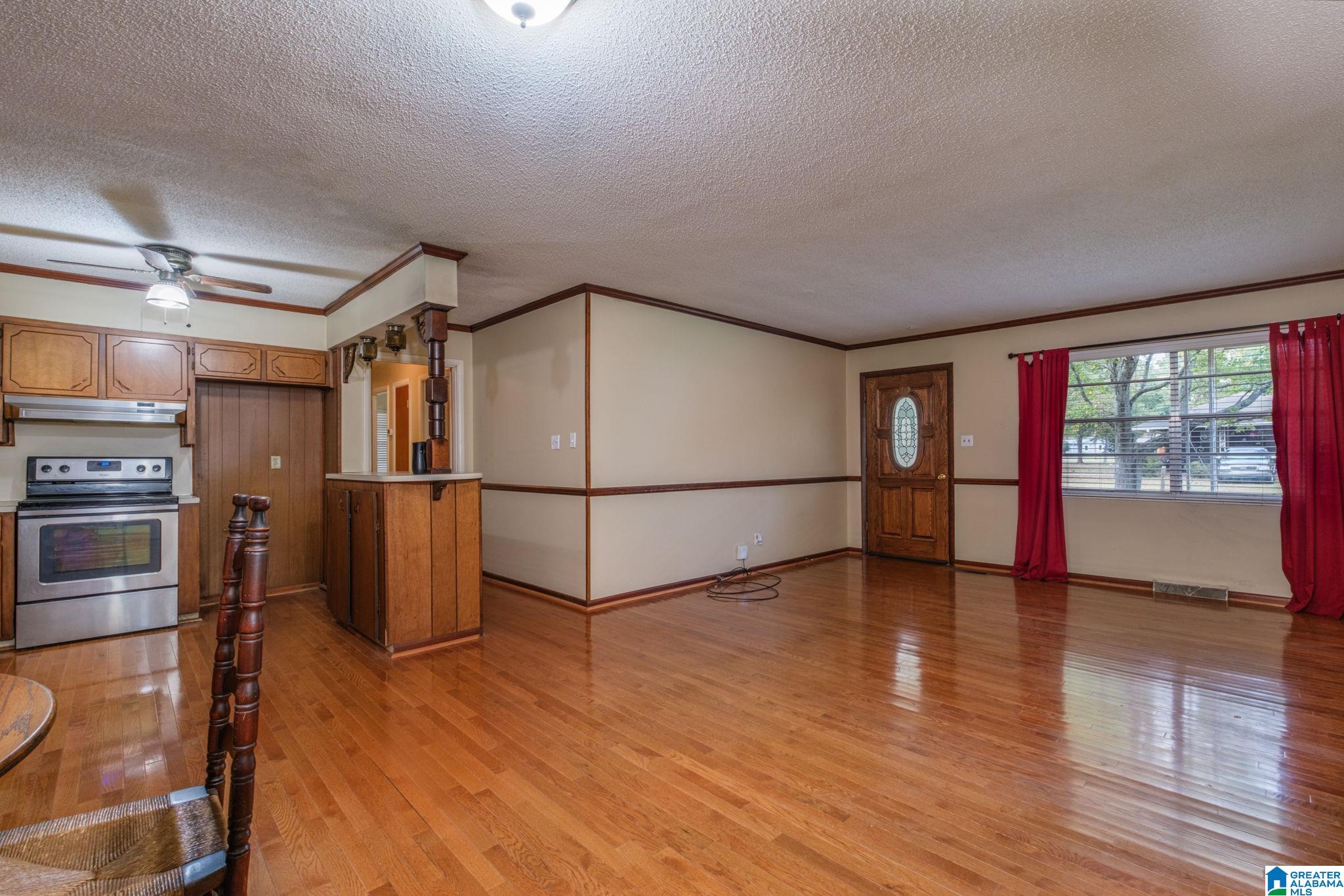 324 Wickstead Road Bessemer, AL 35023 - Photo 5 of 28
