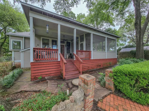 $795,000 | 1406 Key Street, Brenham, TX 77833