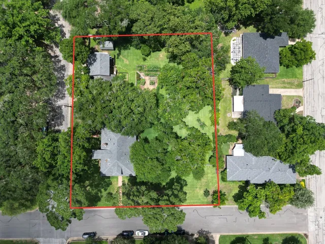 $795,000 | 1406 Key Street, Brenham, TX 77833