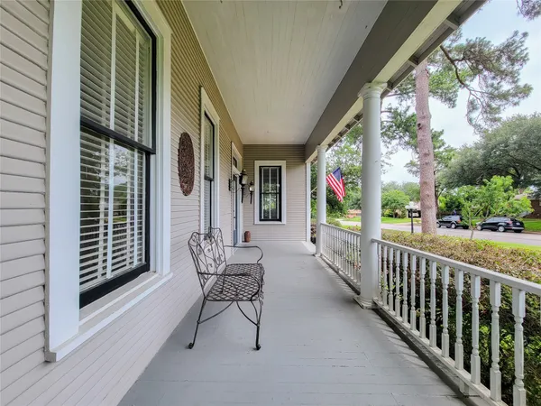 $795,000 | 1406 Key Street, Brenham, TX 77833