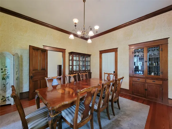 $795,000 | 1406 Key Street, Brenham, TX 77833