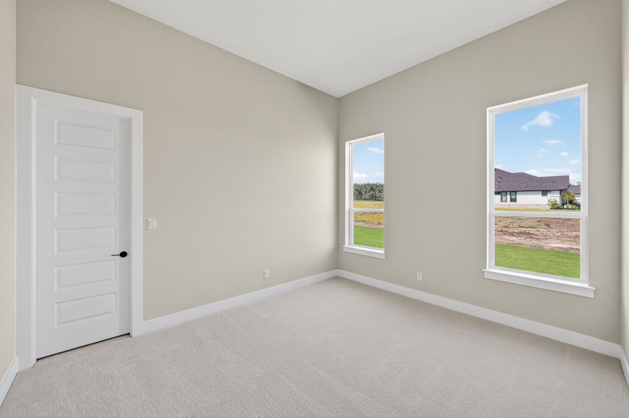 205 Three Rivers Road Georgetown, TX 78633 - Photo 20 of 32 an empty room with a window
