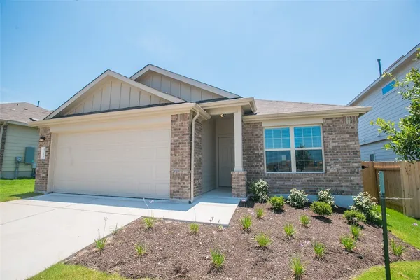 $2,095 | 5717 Southerner Way, Austin, TX 78747