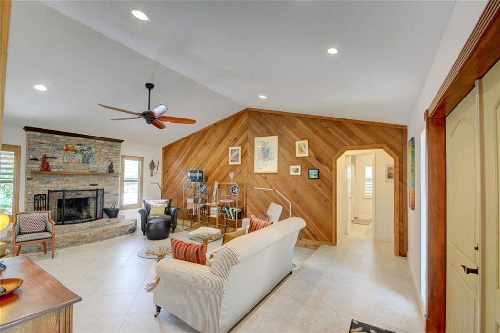 8616 Southwest Perry Lane Stuart, FL 34997 - Photo 19 of 55 Gallery Image 19