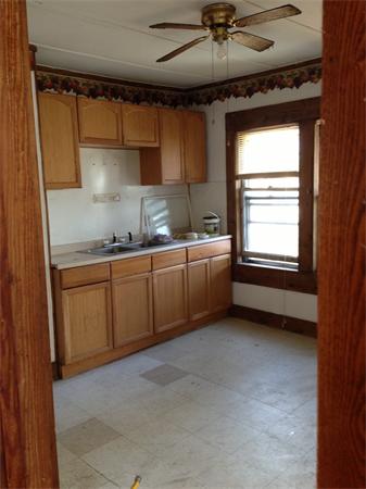 55 Colonial Avenue Springfield, MA 01109 - Photo 5 of 7 Gallery Image 5