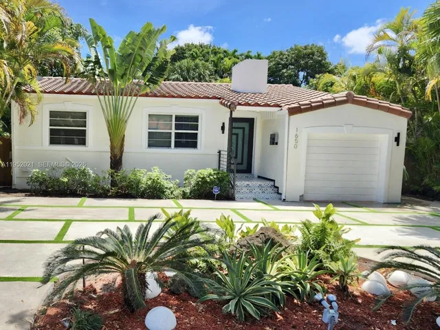 $4,650 | 1650 Southwest 21st Street, Miami, FL 33145