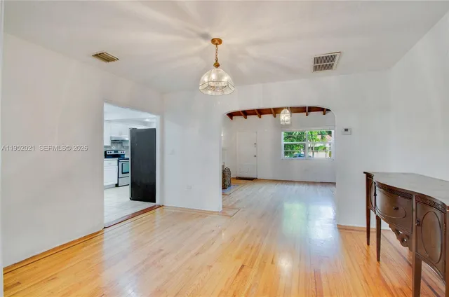 $4,650 | 1650 Southwest 21st Street, Miami, FL 33145