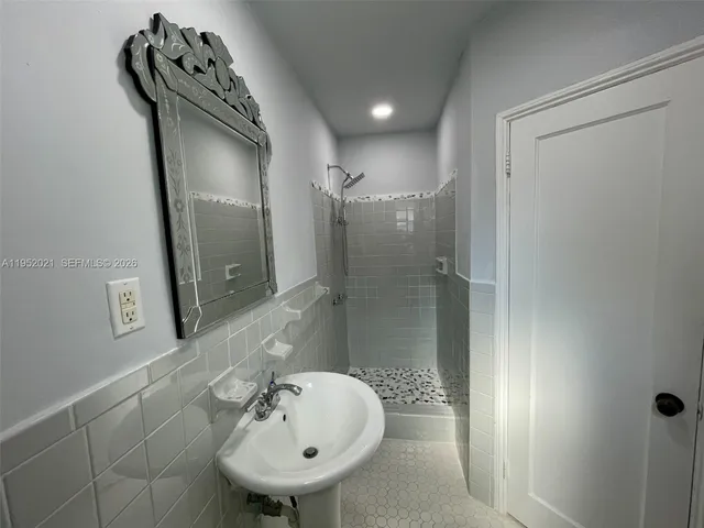 $4,650 | 1650 Southwest 21st Street, Miami, FL 33145