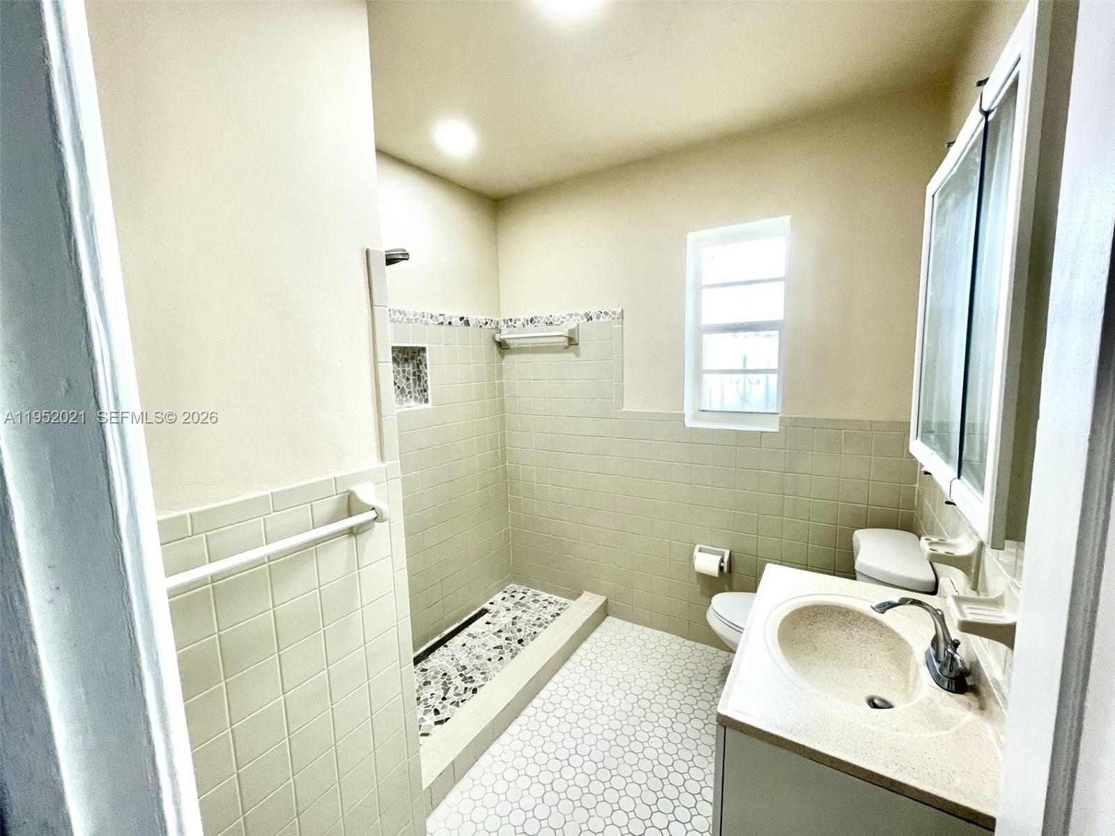 1650 Southwest 21st Street Miami, FL 33145 - Photo 21 of 28