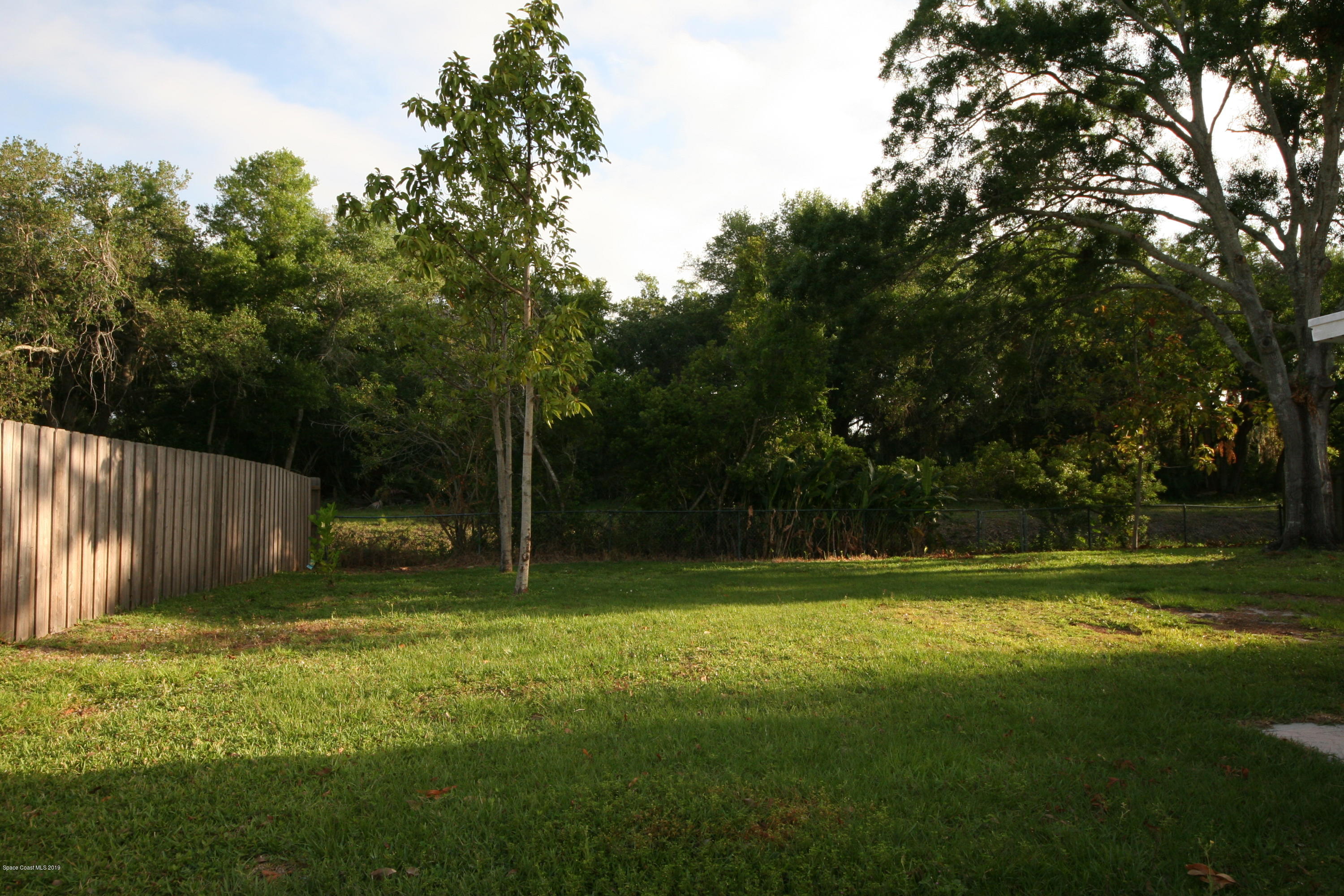 2810 Pembroke Road Melbourne, FL 32935 - Photo 11 of 18 IMG_7031
