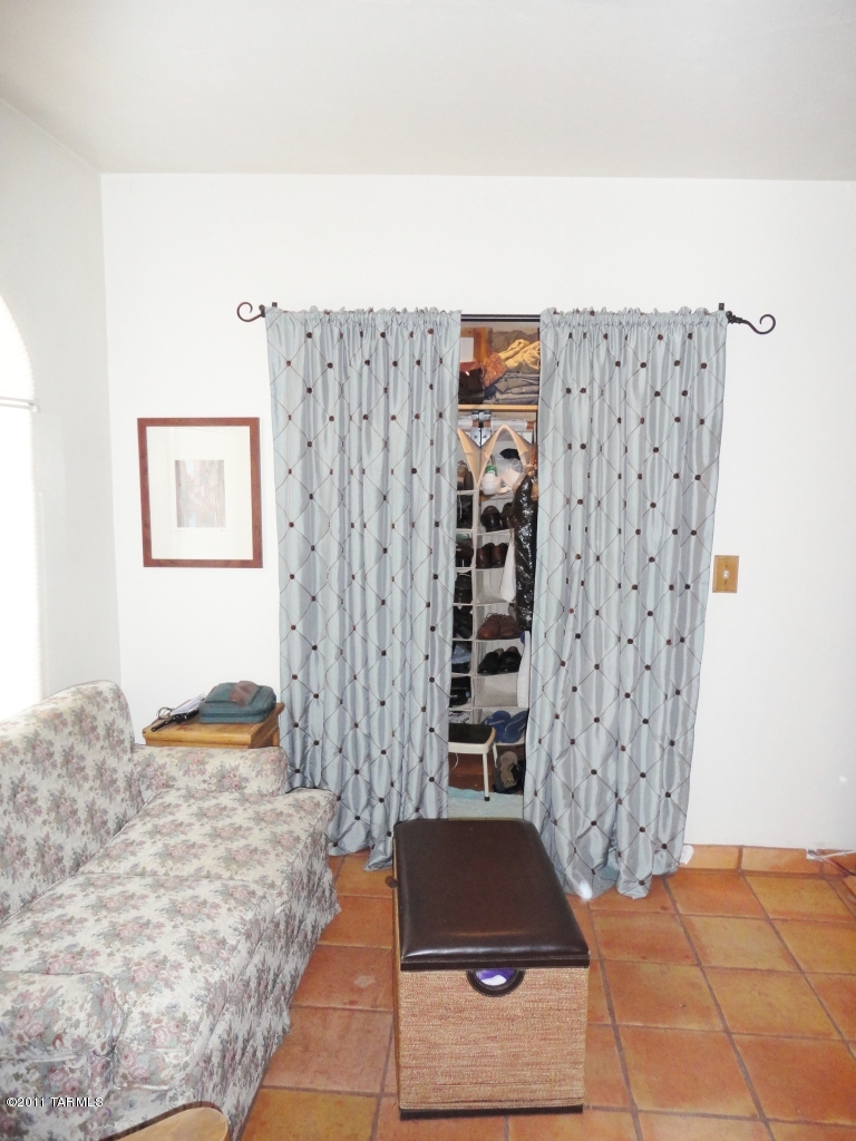1330 West Roller Coaster Road Tucson, AZ 85704 - Photo 22 of 32 Gallery Image 22