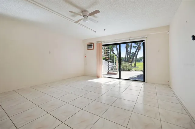 $575,000 | 1355 Pinellas Bayway South, Unit 19, Tierra Verde, FL 33715